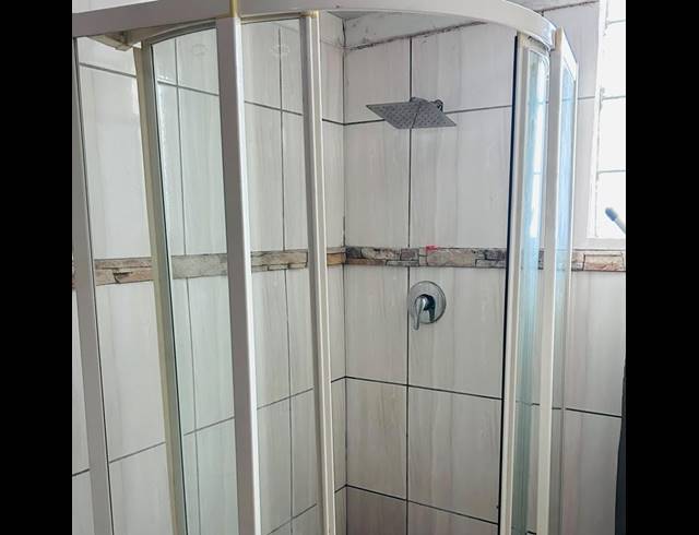 4 BEDROOM FREEHOLD FOR SALE IN GUGULETU